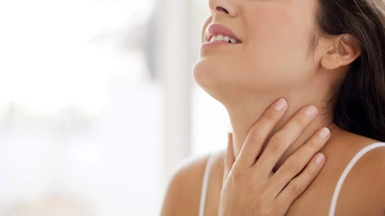 ಗಂಟಲು ನೋವಿನ ಮನೆ ಪರಿಹಾರಗಳು-Throat Pain Home Remedies in Kannada-itskannada