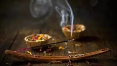 Reason & benefits for lighting Agarbatti - Kannada corner