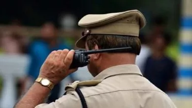 Video, ಉಚಿತ ಊಟ ನೀಡದಿದ್ದಕ್ಕೆ ರೆಸ್ಟೋರೆಂಟ್ ಮ್ಯಾನೇಜರ್ ಮೇಲೆ ಪೊಲೀಸರಿಂದ ಹಲ್ಲೆ