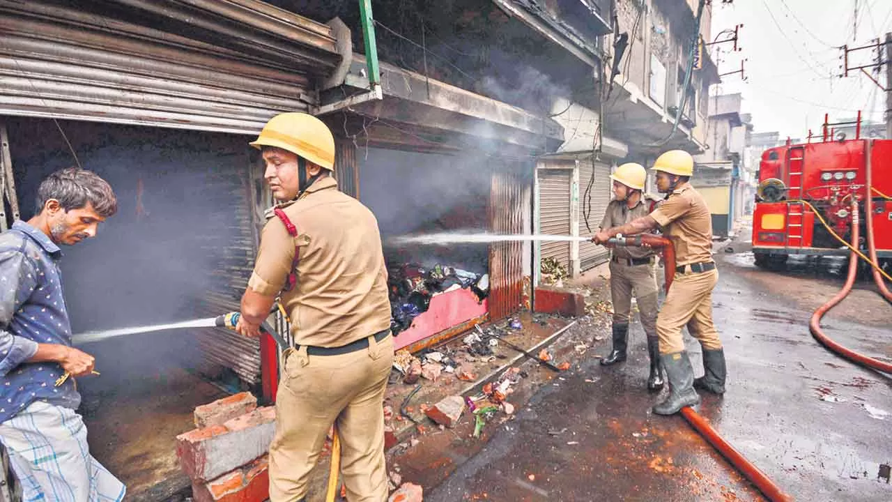 Prophet Row Protests - ವಿವಾದಾತ್ಮಕ ಹೇಳಿಕೆಗಳ ವಿರುದ್ಧ ದೇಶಾದ್ಯಂತ ಭುಗಿಲೆದ್ದ ಕಿಡಿ ! Kannada News