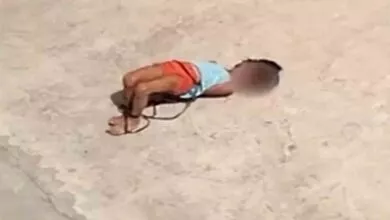 ಬಾಲಕಿಯ ಕೈ-ಕಾಲು ಕಟ್ಟಿ ಕ್ರೂರ ಶಿಕ್ಷೆ.. Viral Video - Kannada News