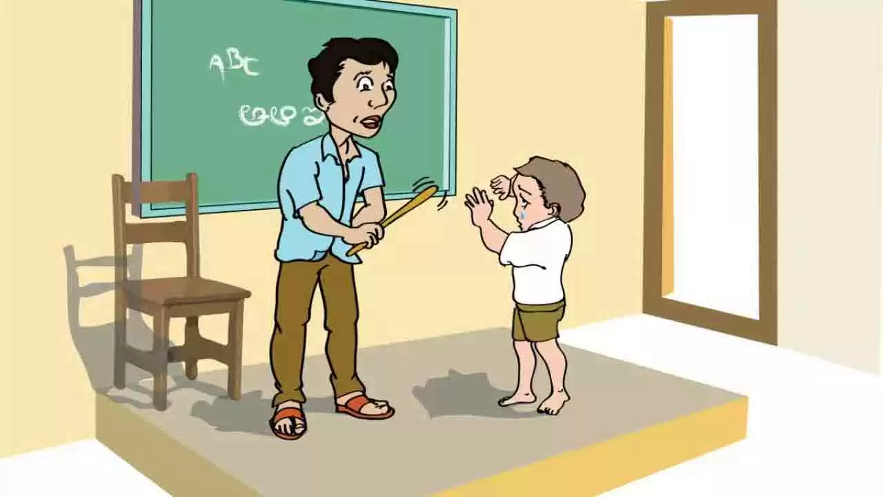 ದಲಿತ ವಿದ್ಯಾರ್ಥಿ ಮೇಲೆ ಶಿಕ್ಷಕರಿಂದ ಹಲ್ಲೆ