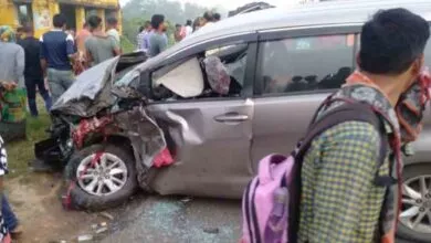 6 dead as car ploughs into people in gujarat aravalli