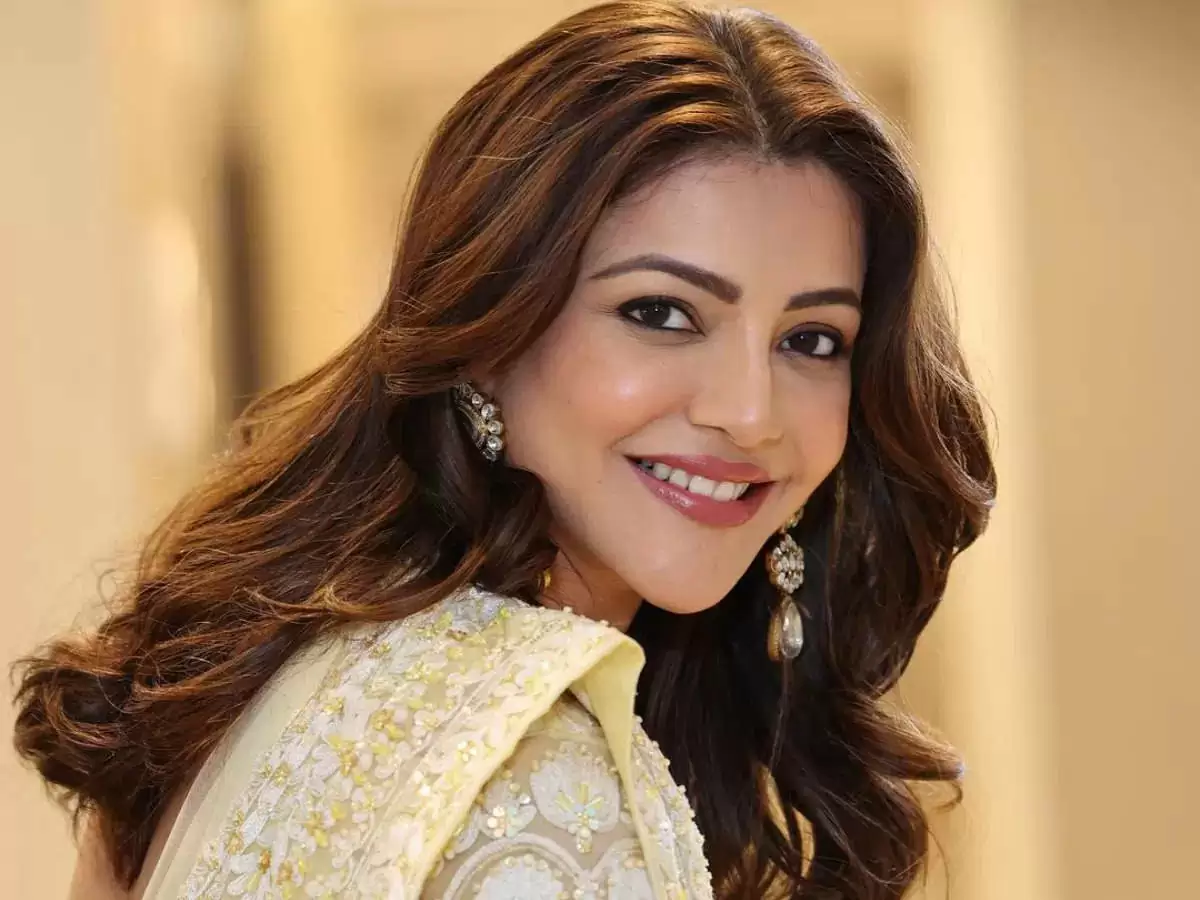 Kajal Agarwal Manike Mage Hithe Dance Video Goes Viral