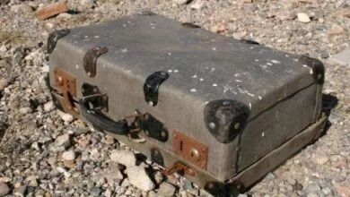 mumbai girl body found in suitcase 2 arrested from gujarat