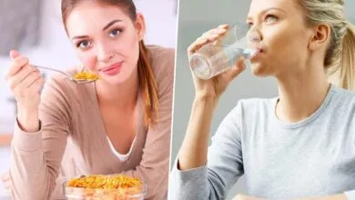 Drinking water while eating Creates health Issues