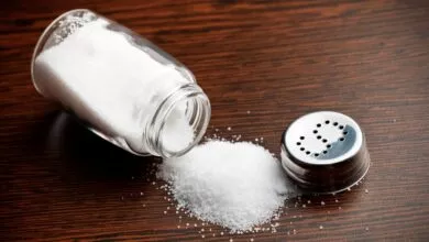 Eating less salt or too much increase risk