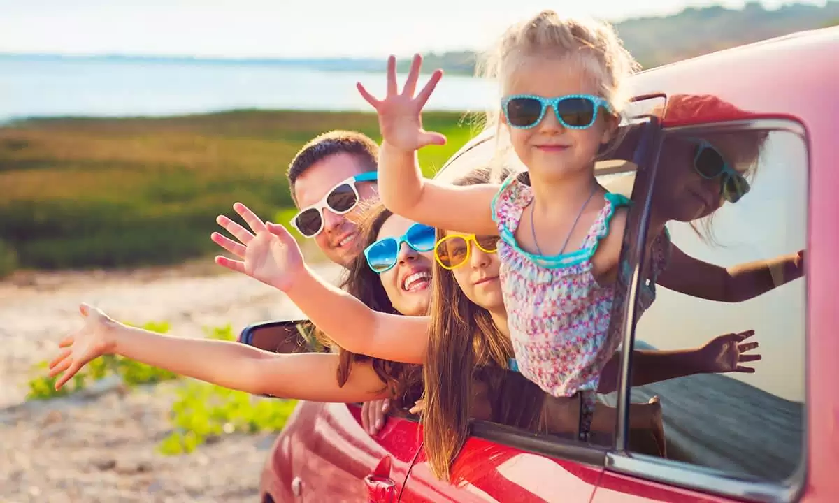 How to avoid getting sick during holiday trips