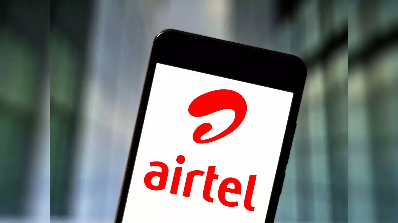 Airtel Postpaid Family Plans Allows to share data between family members