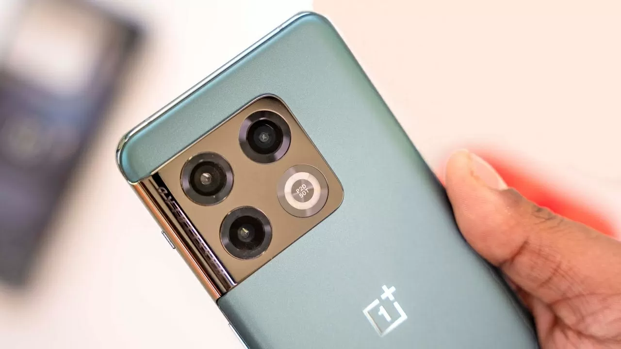 OnePlus 10 Pro 5g gets price cut in India now Available For cheaper Price
