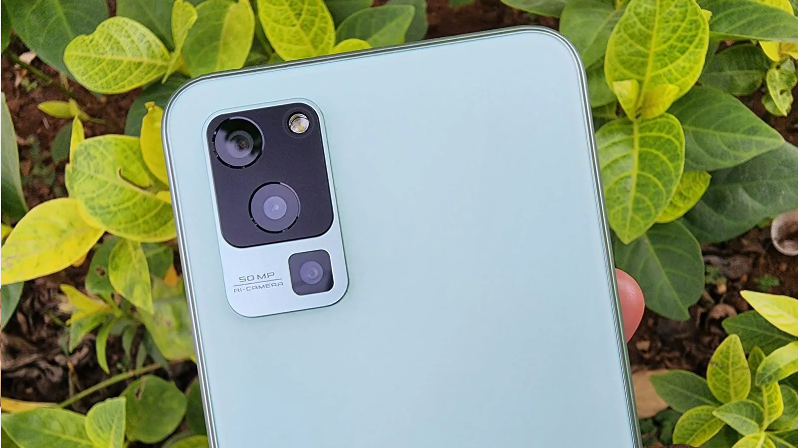 Lava Blaze 5G Smartphone 50MP Camera on Discount in Amazon Sale