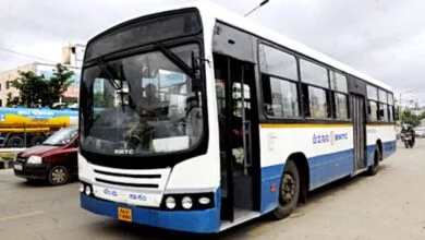 ಬೈಕ್ನಿಂದ ಬಿದ್ದ ಮಹಿಳೆ ಮೇಲೆ BMTC ಬಸ್ ಹರಿದು ಸ್ಥಳದಲ್ಲೇ ದುರ್ಮರಣ