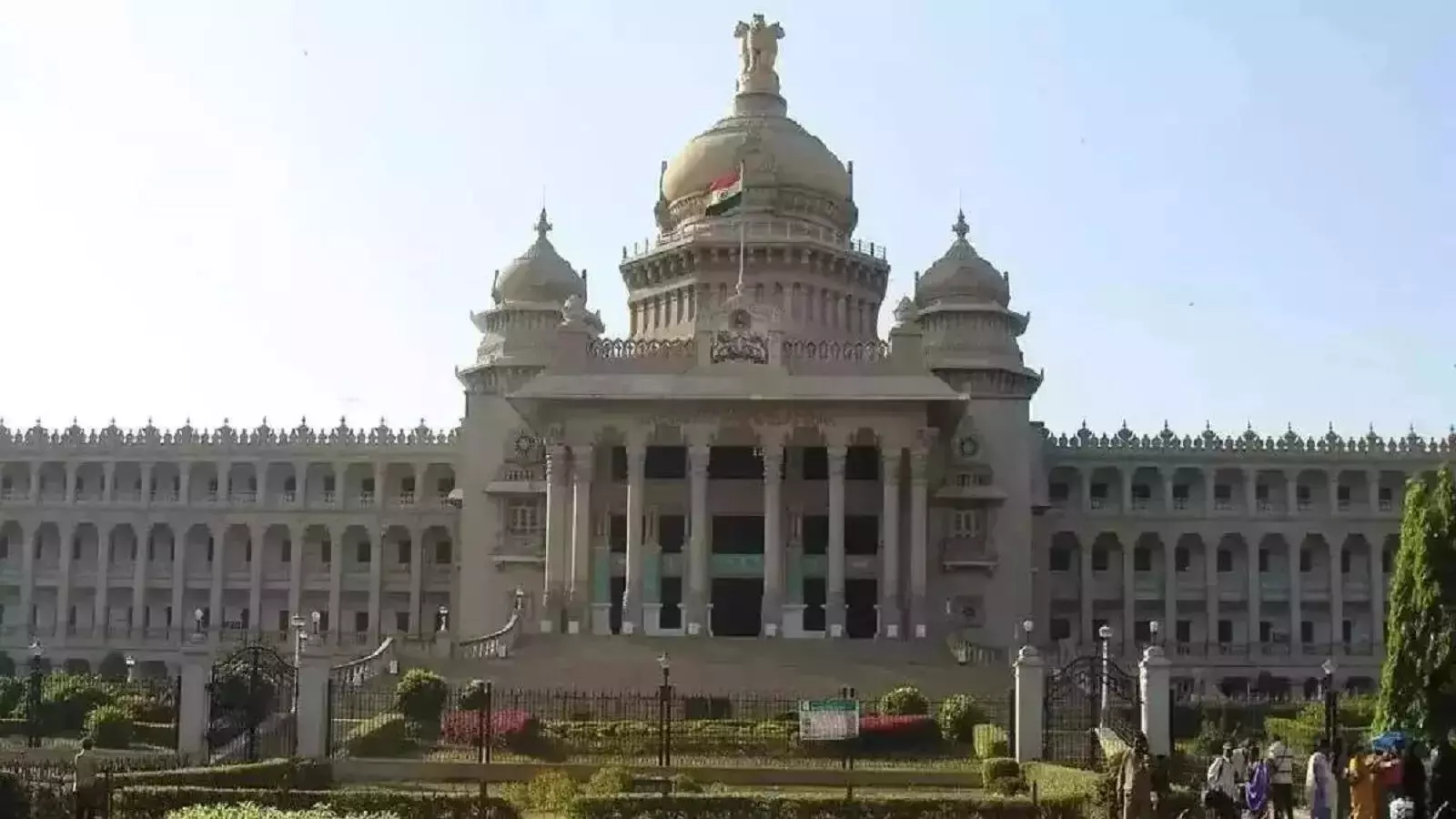 ಬೆಂಗಳೂರು ವಿಧಾನಸೌಧ ವೀಕ್ಷಣೆಗೆ ಅವಕಾಶ! ಇಲ್ಲಿದೆ ಶುಲ್ಕ, ಸಮಯದ ಮಾಹಿತಿ