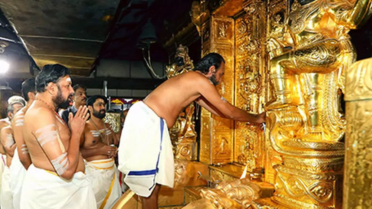 ಶಬರಿಮಲೆ ಚಿನ್ನ ಕಳವು; ಬೆಂಗಳೂರು ಬಳ್ಳಾರಿ ಸೇರಿ ಹಲವು ಕಡೆ ಇಡಿ ದಾಳಿ