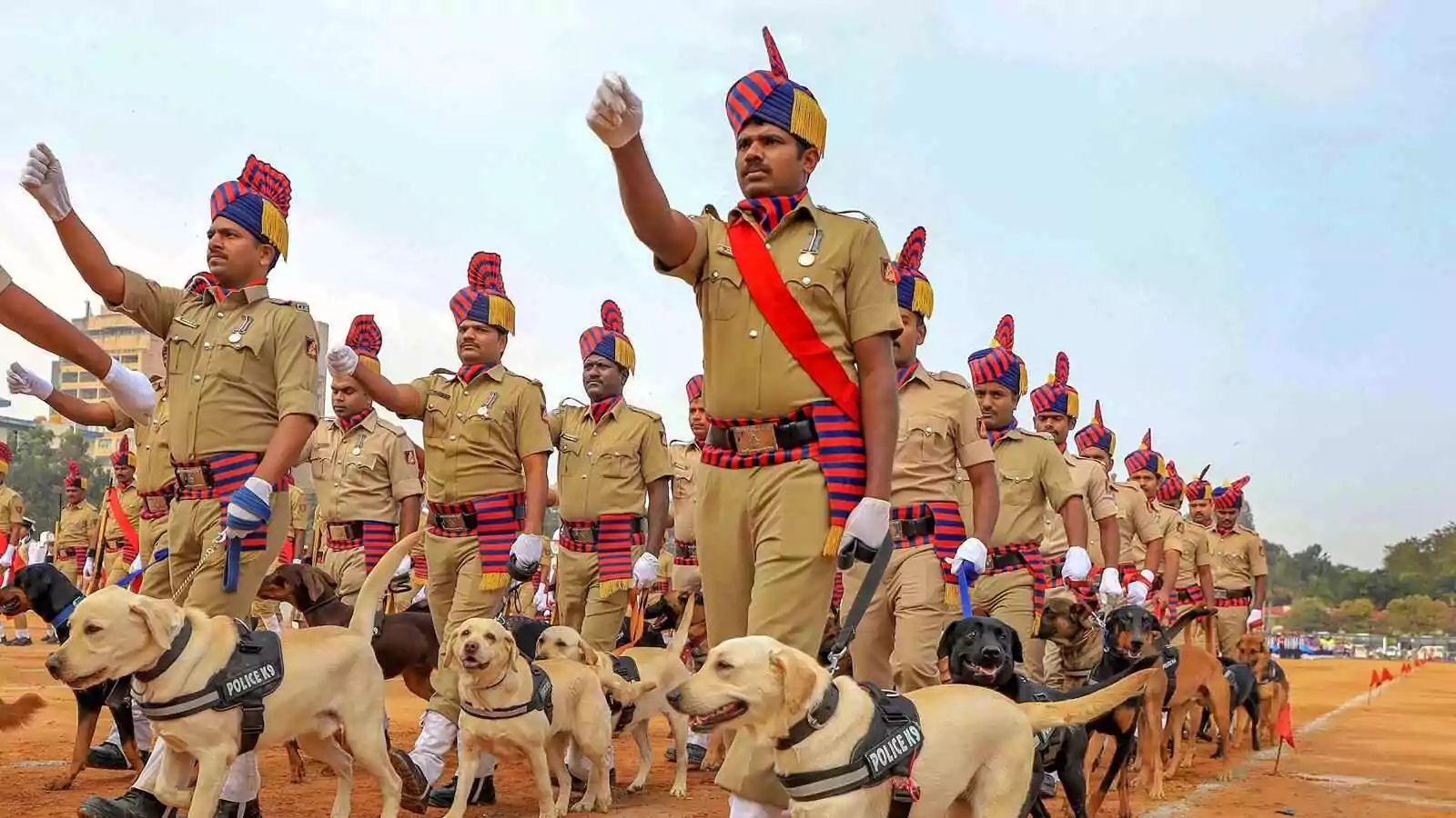 ಬೆಂಗಳೂರು ಗಣರಾಜ್ಯೋತ್ಸವ ಪೆರೇಡ್‌ಗೆ ಕಟ್ಟುನಿಟ್ಟಿನ ಭದ್ರತೆ; ಕಮಿಷನರ್ ಸೂಚನೆ