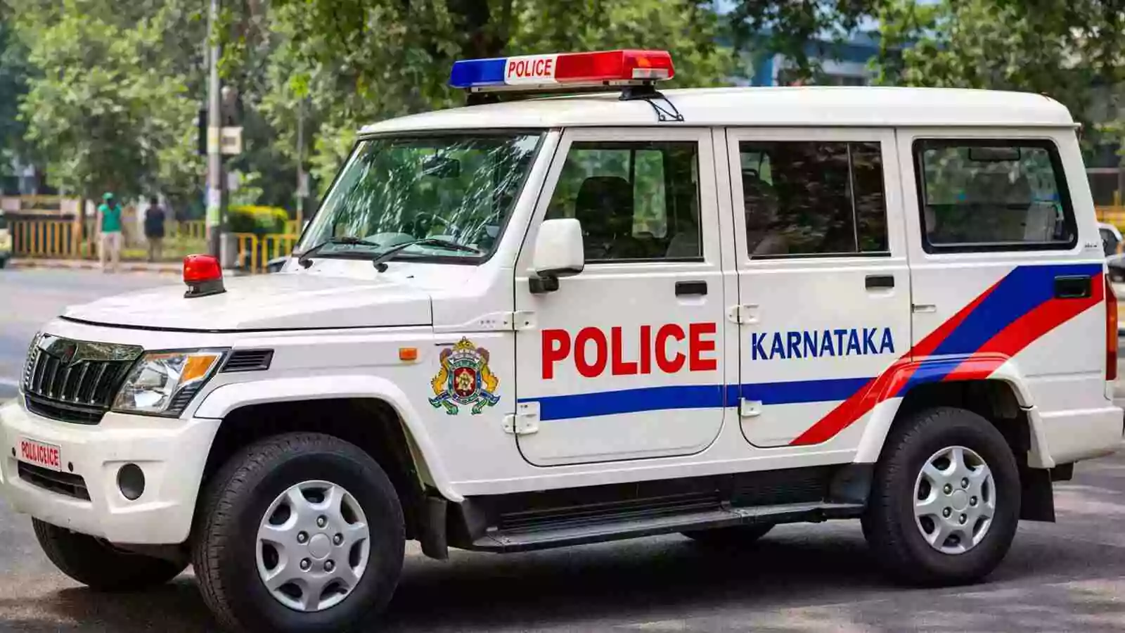 ಬೆಂಗಳೂರು ಡ್ರಗ್ಸ್ ದಂಧೆ; ಇಬ್ಬರು ವಿದೇಶಿಗರ ಬಂಧನ, 1 ಕೋಟಿ ಮೌಲ್ಯದ ಮಾದಕ ವಸ್ತು ವಶ