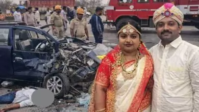 ಲಾರಿಗೆ ಕಾರು ಡಿಕ್ಕಿ, 15 ದಿನಗಳ ಹಿಂದಷ್ಟೇ ಮದುವೆಯಾಗಿದ್ದ ನವದಂಪತಿ ಸಾವು