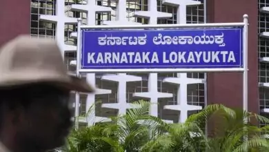 ಚಿಕ್ಕಬಳ್ಳಾಪುರ: ಬಿ ರಿಪೋರ್ಟ್ ಹಾಕಲು ಲಂಚ ಸ್ವೀಕರಿಸುತ್ತಿದ್ದ PSI, ASI ಲೋಕಾಯುಕ್ತ ಬಲೆಗೆ