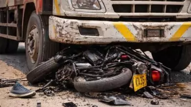 ಹಿಂಬದಿಯಿಂದ ಲಾರಿ ಡಿಕ್ಕಿ, ಬೈಕ್ ಸವಾರ ಸಾವು! ಔಷಧಿ ತರಲು ಹೊರಟಿದ್ದ ಯುವಕ ಬಲಿ