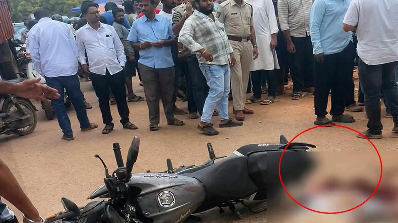 ಹಾಡಹಗಲೇ ಬರ್ಬರ ಹತ್ಯೆ! ಮಾರಕಾಸ್ತ್ರಗಳಿಂದ ಕೊಚ್ಚಿ ಪರಾರಿಯಾದ ದುಷ್ಕರ್ಮಿಗಳು