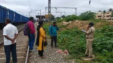 ದೊಡ್ಡಬಳ್ಳಾಪುರ: ಎಕ್ಸ್ಪ್ರೆಸ್ ರೈಲಿಗೆ ಸಿಲುಕಿ ಅಜ್ಜಿ, ಇಬ್ಬರು ಮೊಮ್ಮಕ್ಕಳು ಸಾವು