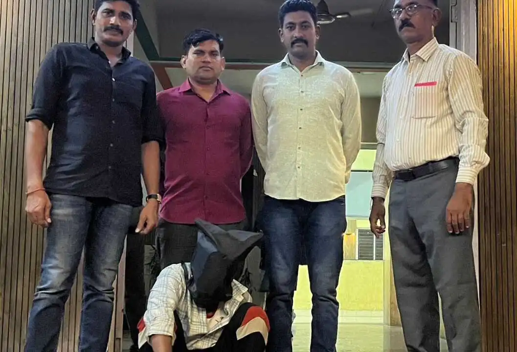 ವಿಷ ಬೆರೆಸಿದ ಕೂಲ್ ಡ್ರಿಂಕ್ ಕುಡಿಸಿ ಕೊಲೆ! ಅನುಮಾನಕ್ಕೆ ಗರ್ಭಿಣಿ ಪ್ರಿಯತಮೆ ಬಲಿ