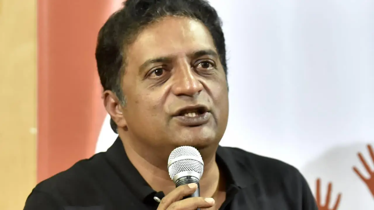 ಮಂಗಳೂರು: ಎಸ್‌ಐಆರ್ ರದ್ದು ಮಾಡಿ; ಮತದಾರರ ಪಟ್ಟಿ ಬಗ್ಗೆ ಪ್ರಕಾಶ್ ರೈ ಗರಂ