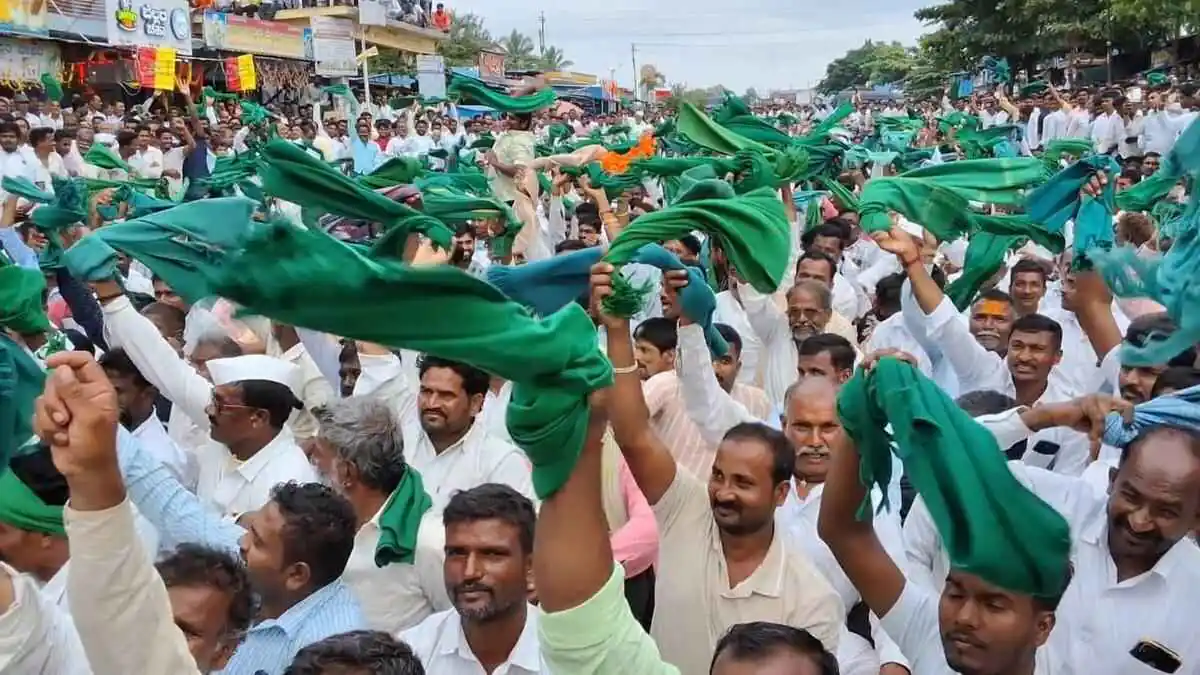 ಕಬ್ಬಿಗೆ ಎಂಎಸ್‌ಪಿ ಆಗ್ರಹ, ಇಂದಿನಿಂದ ಹೆದ್ದಾರಿ ತಡೆ! ಪುಣೆ-ಬೆಂಗಳೂರು ಮಾರ್ಗ ಬದಲು