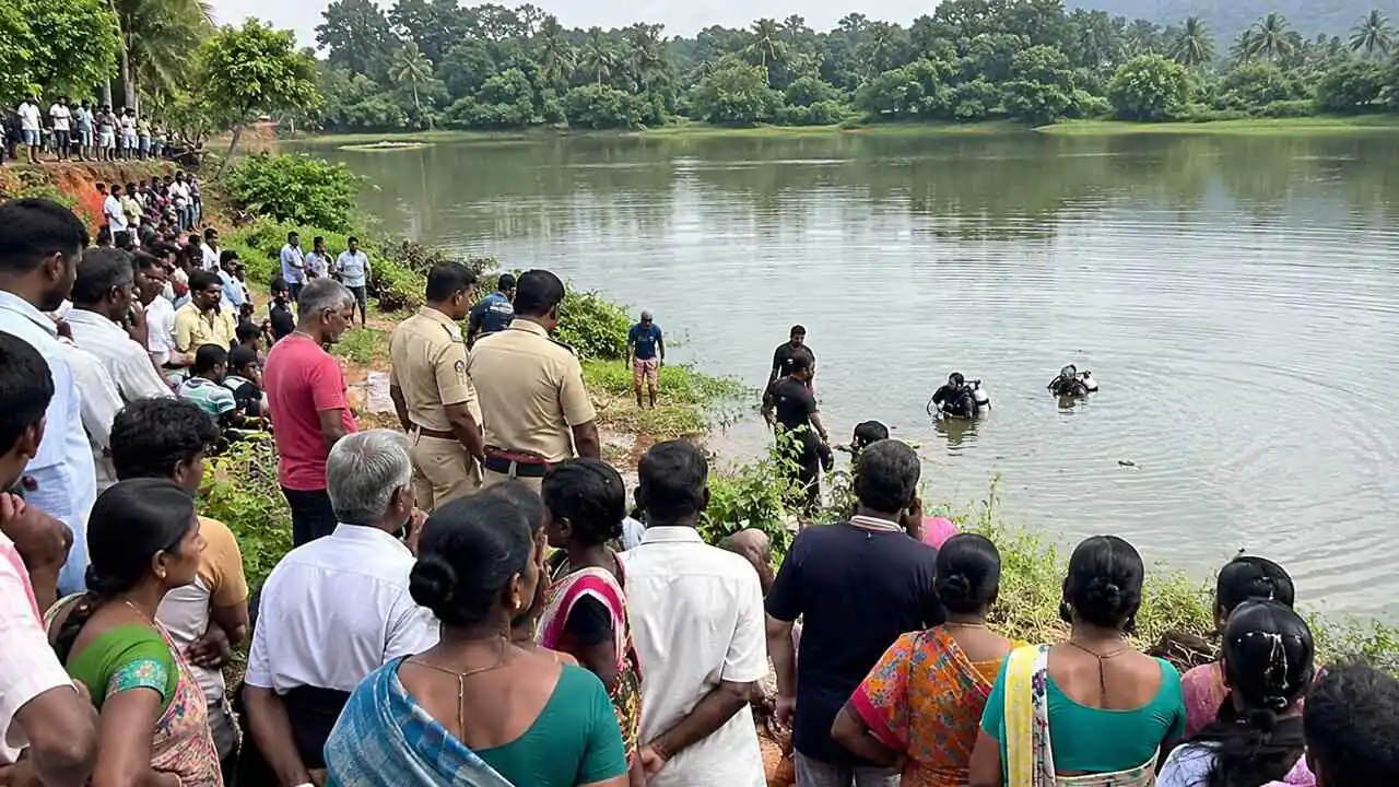 ಕೆರೆಯಲ್ಲಿ ಮುಳುಗಿ ಈಜಲು ತೆರಳಿದ್ದ ಮೂವರು ಮಕ್ಕಳು ಸಾವು! ಪೋಷಕರ ಆಕ್ರಂದನ